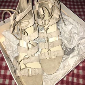 Tan Marc fisher heels